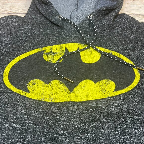 Batman Classic Logo Hoodie Mens XL Gray Black Pullover DC Comics Sweatshirt - Picture 8 of 10
